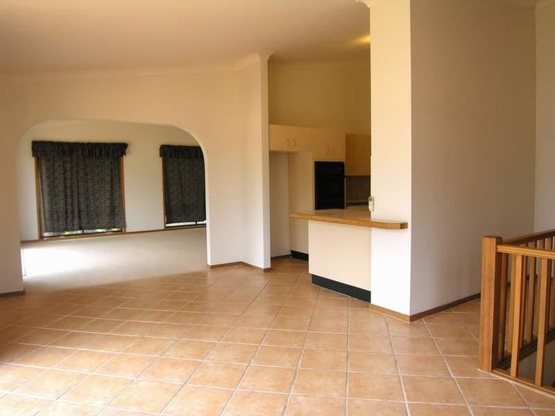 21 Edgewater Rd, Green Point NSW 2251