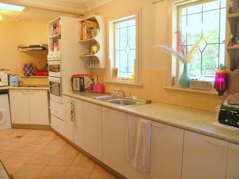 10 Huon Pl, Springfield NSW 2250