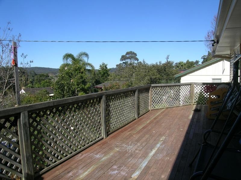 10 Huon Pl, Springfield NSW 2250