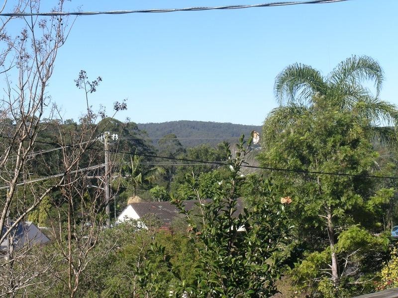 10 Huon Pl, Springfield NSW 2250