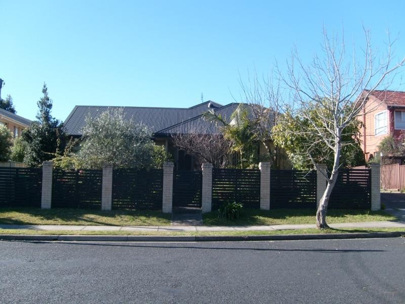 1/35 Melbourne  St, East Gosford NSW 2250