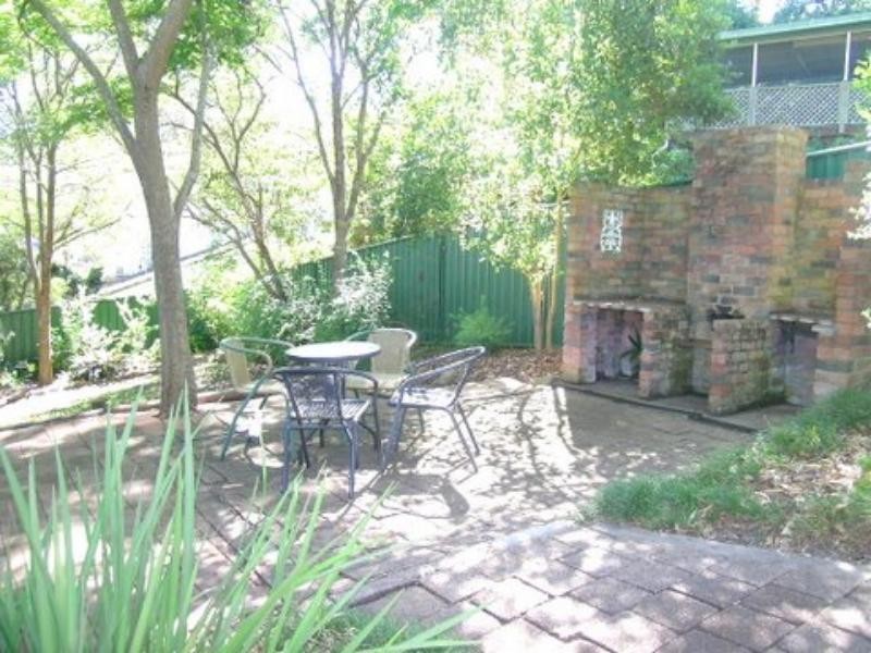 11 Greenslope  Dr, Green Point NSW 2251
