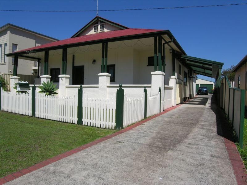 51 Oaklands  Ave, The Entrance NSW 2261