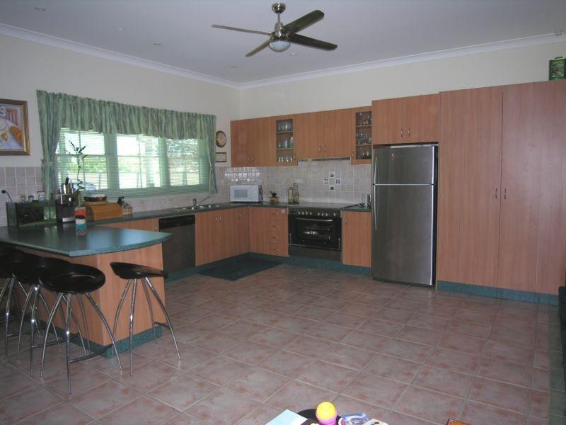 51 Oaklands  Ave, The Entrance NSW 2261