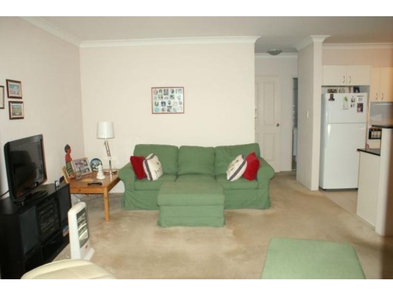 4/8 Bent  St, Gosford NSW 2250