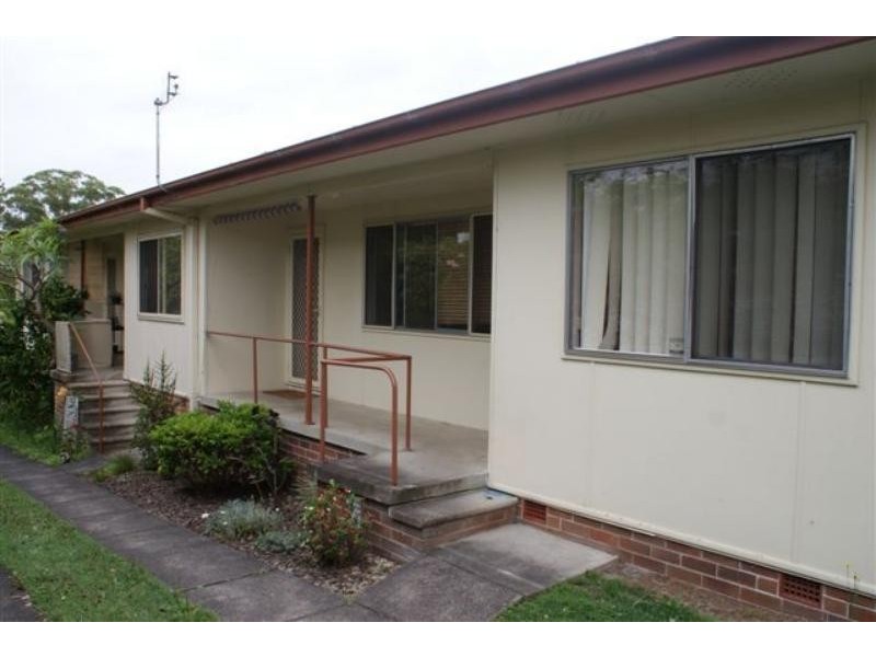 2/10 Sinclair St, Gosford NSW 2250