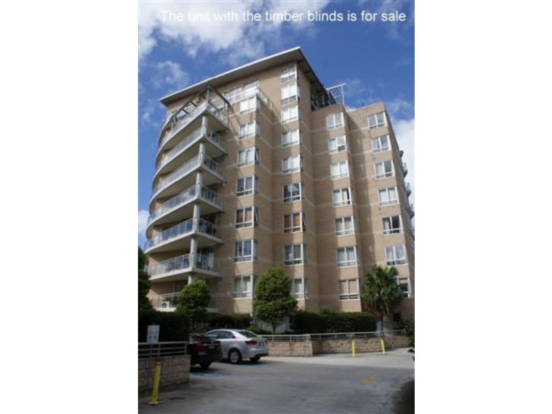 135/80 John Whiteway Dr, Gosford NSW 2250