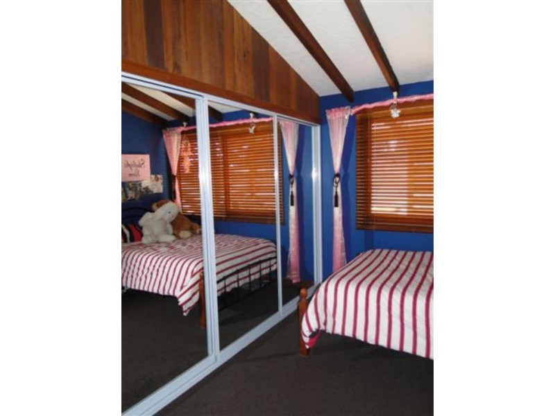 60  Hillcrest Rd, Mirrabooka NSW 2264