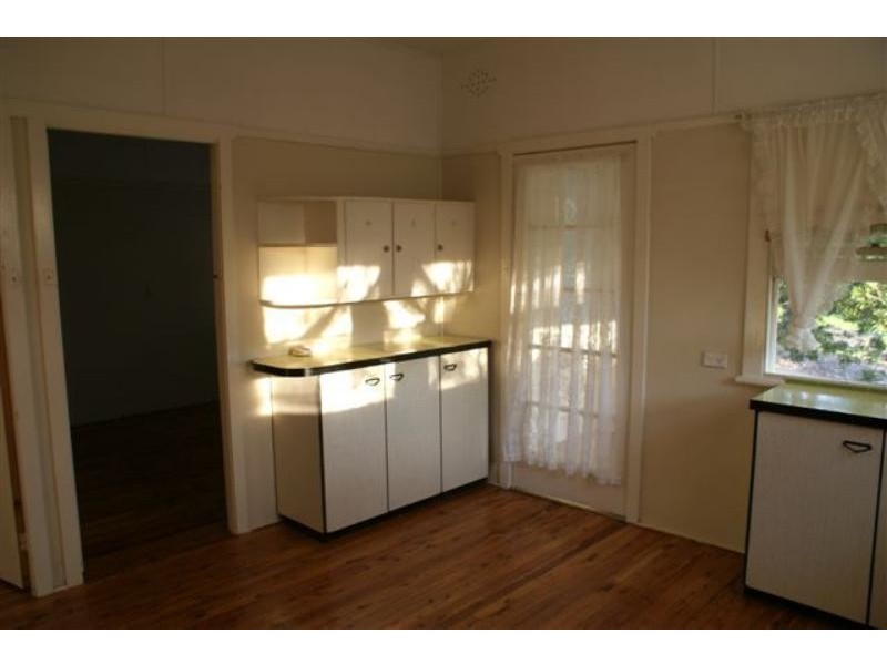 3 Broadwater  Dr, Saratoga NSW 2251