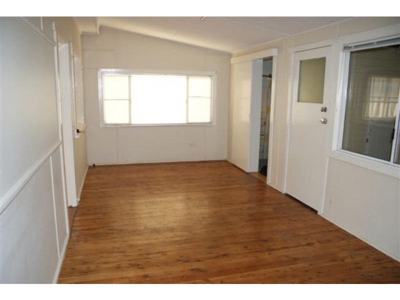 3 Broadwater  Dr, Saratoga NSW 2251