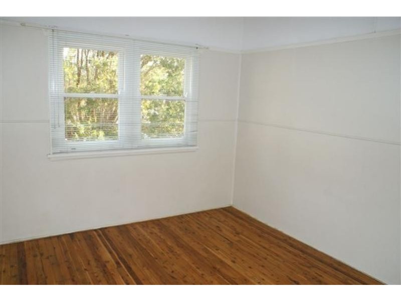 3 Broadwater  Dr, Saratoga NSW 2251