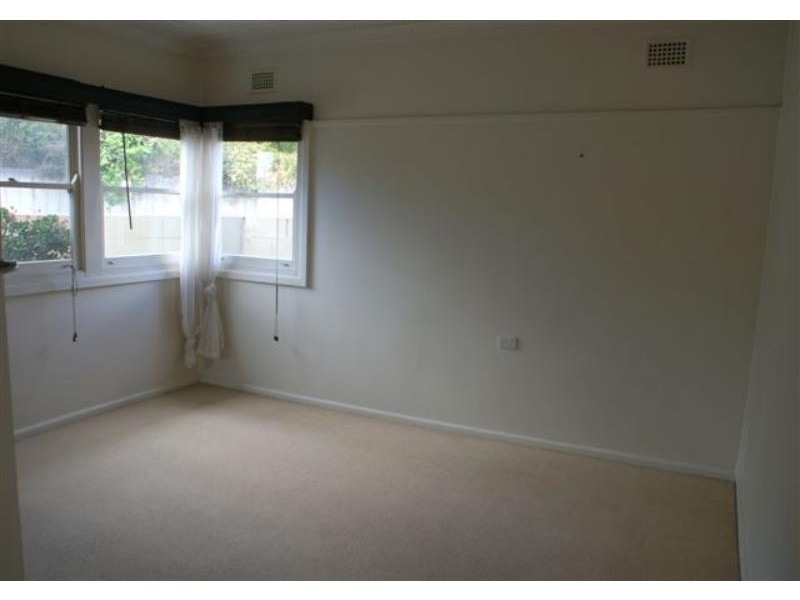 275 The Entrance Rd, Erina NSW 2250