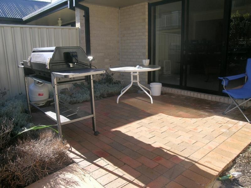 3/35 Melbourne St, East Gosford NSW 2250