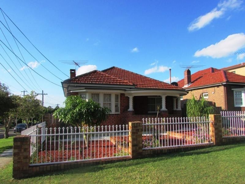 33 Francis St, Earlwood NSW 2206