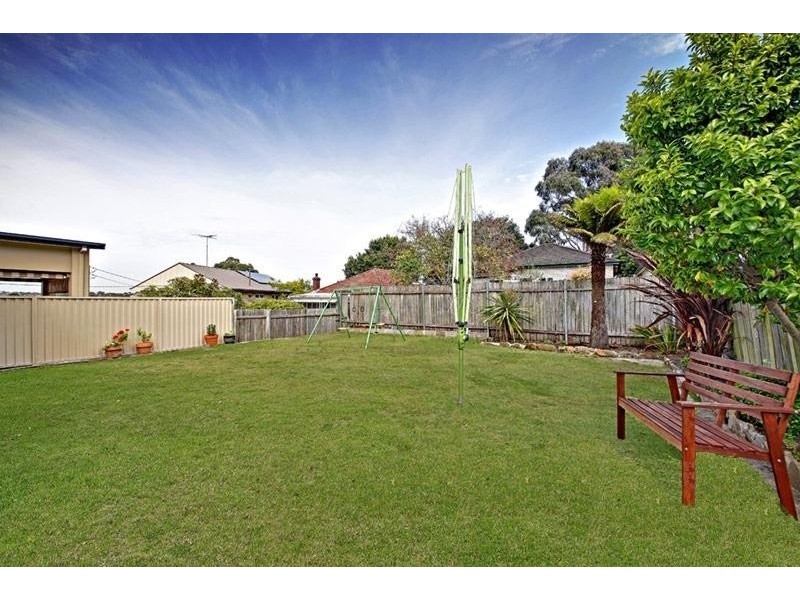 11 Wavell Pde, Earlwood NSW 2206