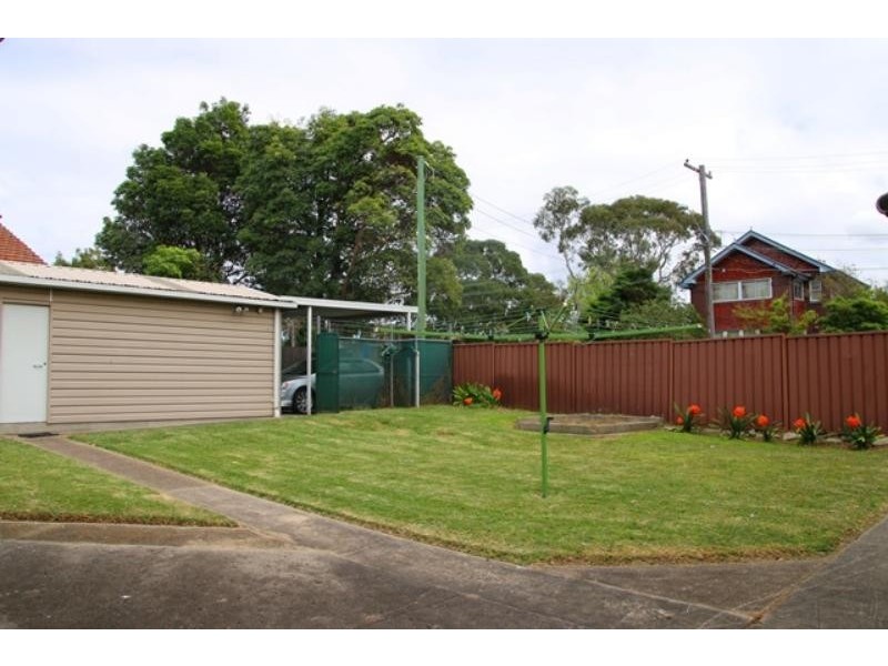 7 Harrow Rd, Bexley NSW 2207