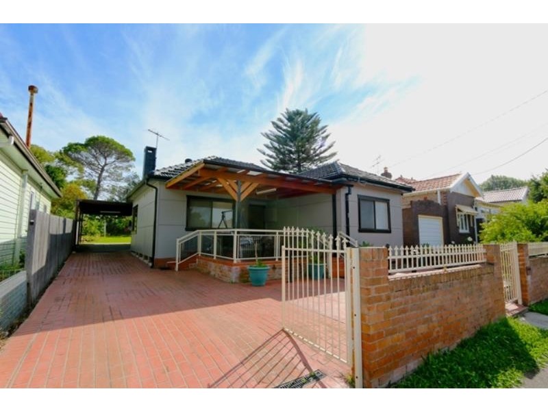 41 Blakesley Rd, South Hurstville NSW 2221