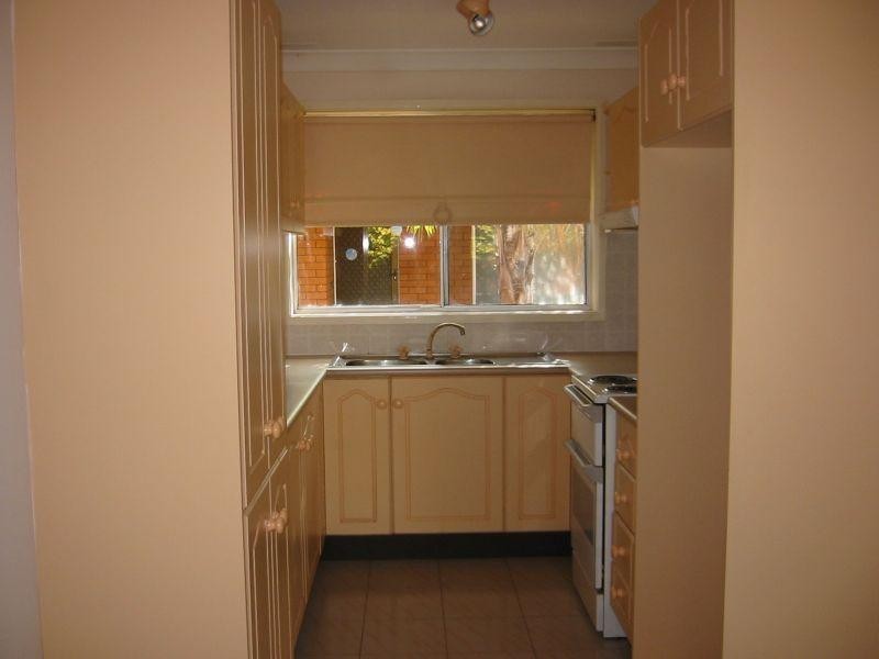 2/67 Donald St, Fairy Meadow NSW 2519