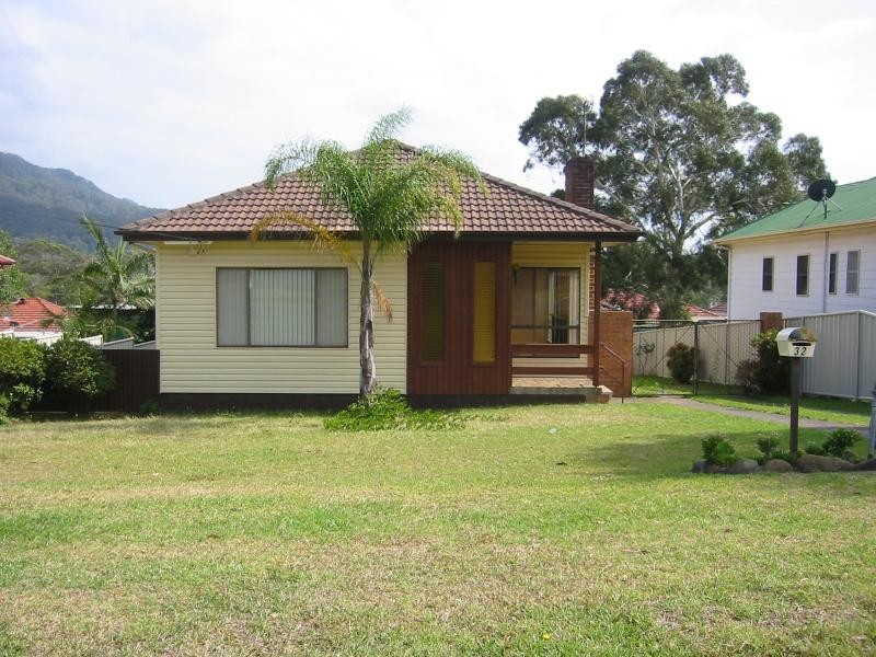 32 Wallace Rd, Fairy Meadow NSW 2519