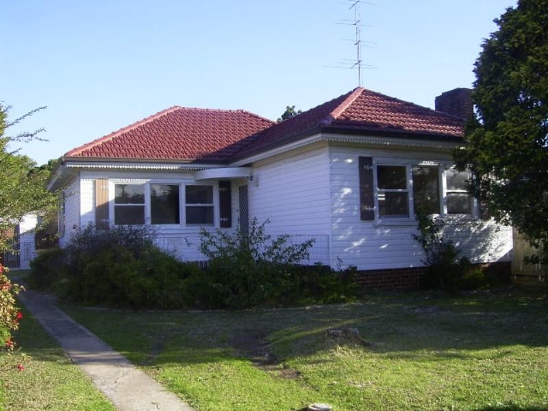 46 Meads Ave, Tarrawanna NSW 2518