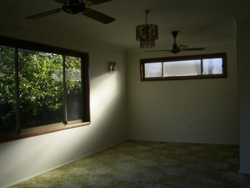 46 Meads Ave, Tarrawanna NSW 2518