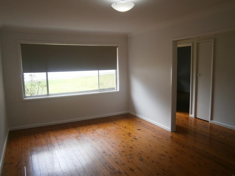 3 Kanangra Drive, Thirroul NSW 2515