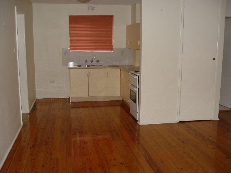 2/9 Anama St, Fairy Meadow NSW 2519