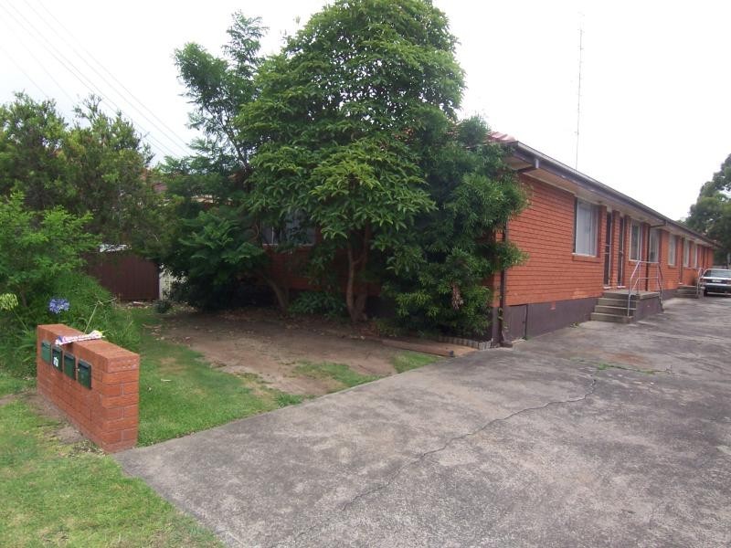 2/6 Dalby St, Corrimal NSW 2518