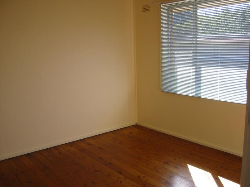 2/6 Dalby St, Corrimal NSW 2518