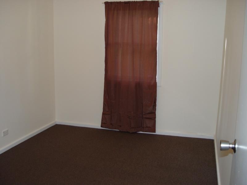 22 Bassett St, Fairy Meadow NSW 2519