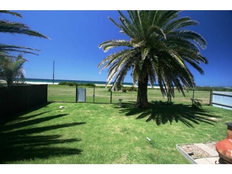 16 Lighthorse Dr, Woonona NSW 2517