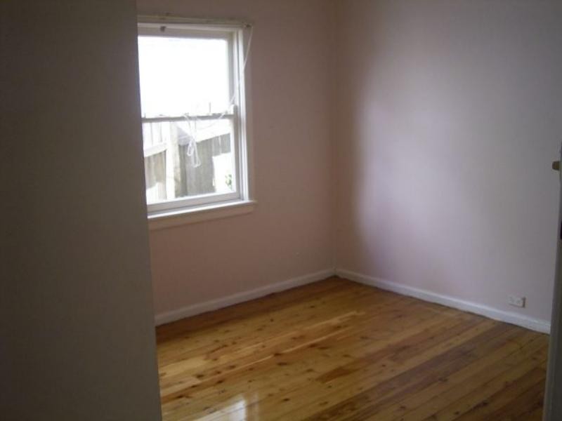 36 Figtree Cres, Figtree NSW 2525