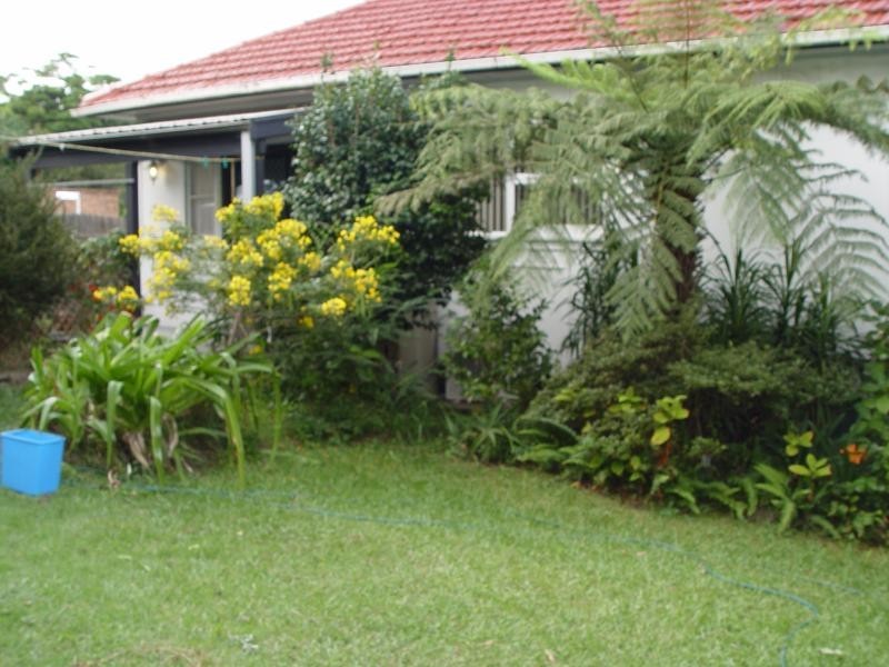 45 Mt Ousley Rd, Mount Ousley NSW 2519