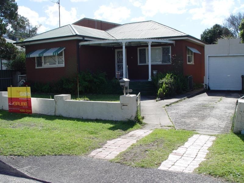 18 Jardine  St, Fairy Meadow NSW 2519