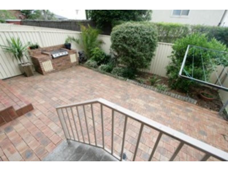 15/27 Campbell St, Woonona NSW 2517
