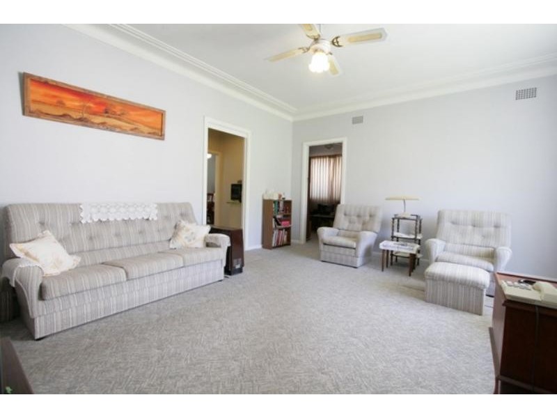 31 Owen  St, Bulli NSW 2516