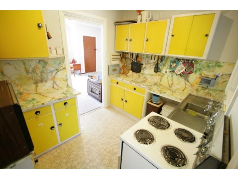 31 Owen  St, Bulli NSW 2516
