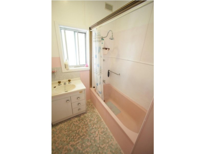 31 Owen  St, Bulli NSW 2516
