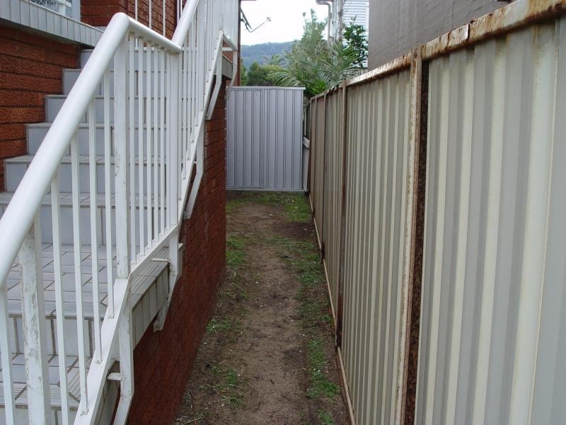 1/56 Beach Dr, Woonona NSW 2517