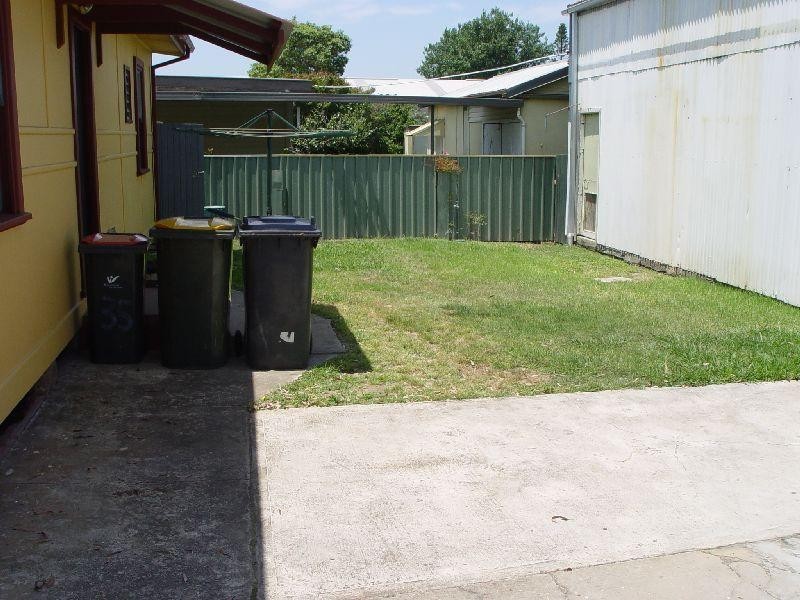 35 Kingsford St, Fairy Meadow NSW 2519