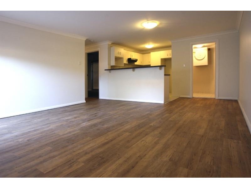 13/28 Underwood  St, Corrimal NSW 2518