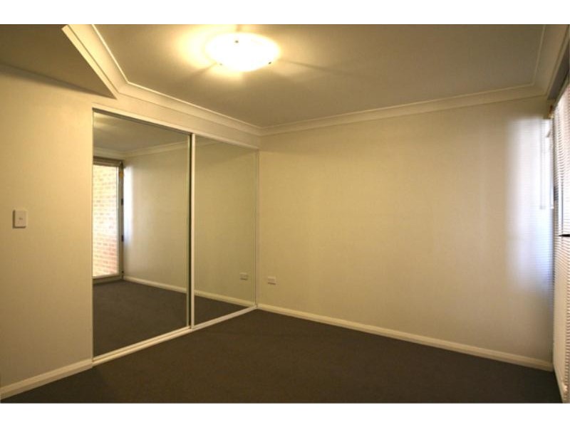 13/28 Underwood  St, Corrimal NSW 2518