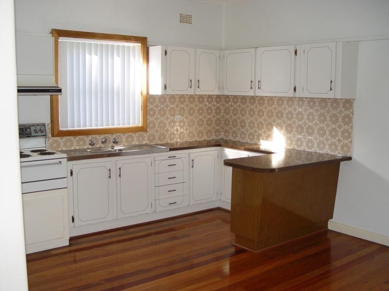 23 Park Rd, Woonona NSW 2517