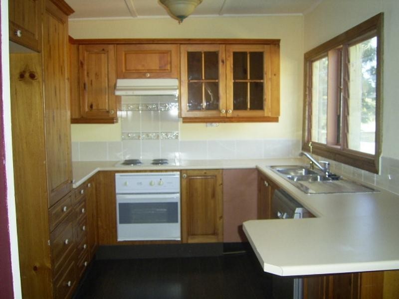 20 Moreton  St, Russell Vale NSW 2517