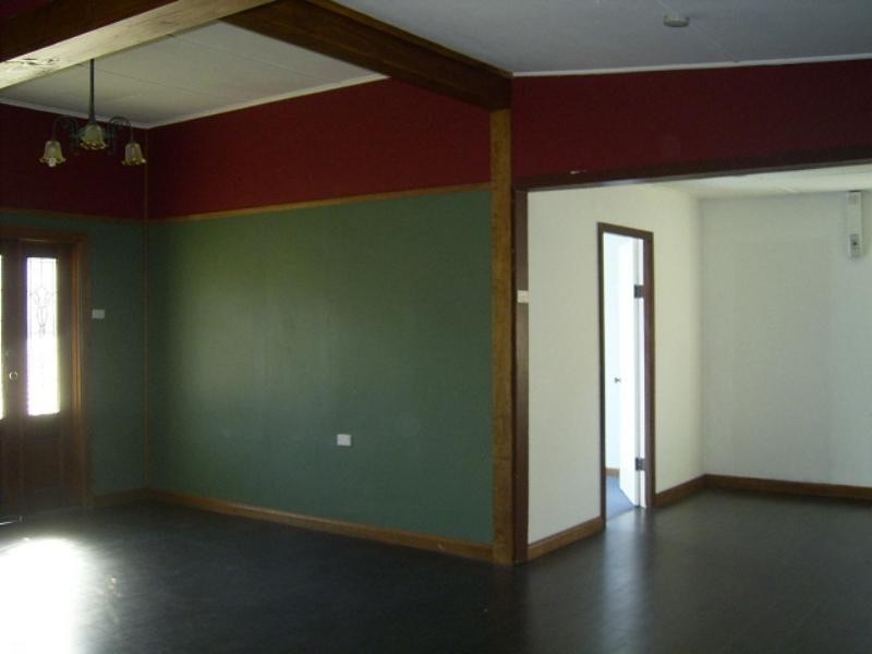 20 Moreton  St, Russell Vale NSW 2517