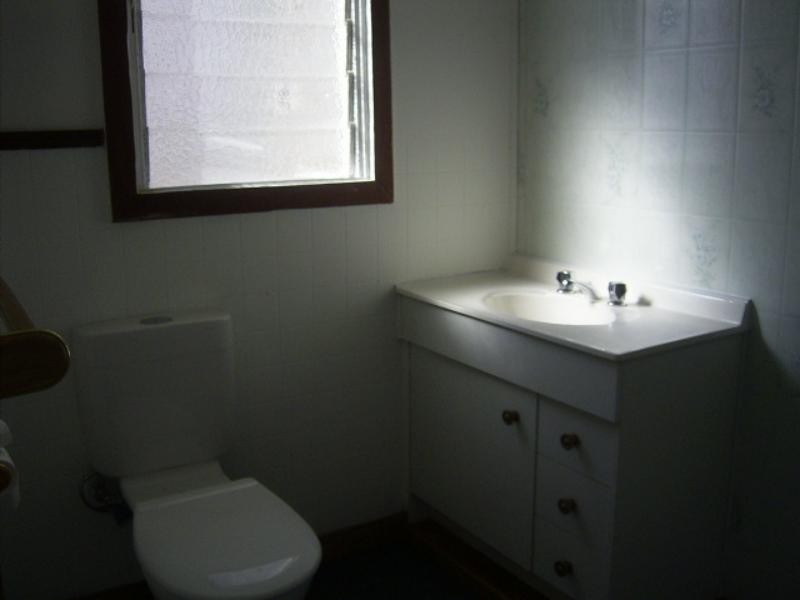 20 Moreton  St, Russell Vale NSW 2517