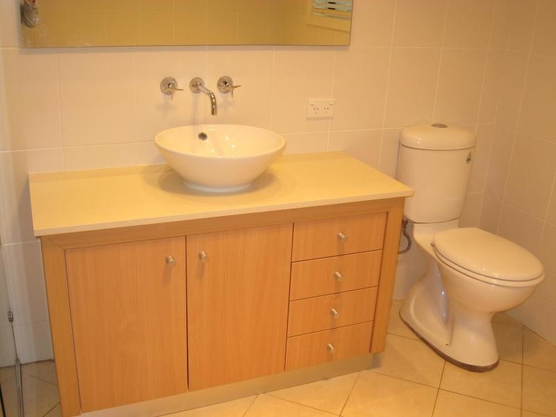 293 Farmborough Rd, Farmborough Heights NSW 2526