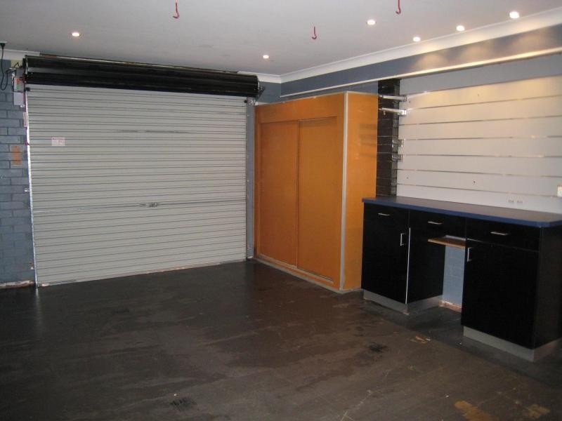 293 Farmborough Rd, Farmborough Heights NSW 2526