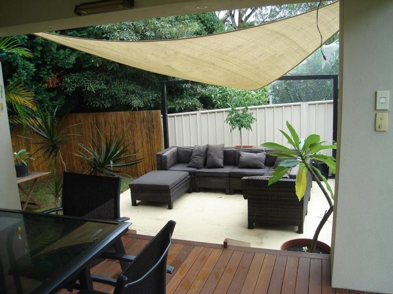 293 Farmborough Rd, Farmborough Heights NSW 2526