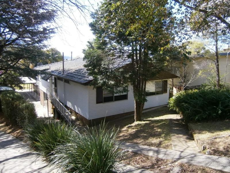 100 New Mount Pleasant Rd, Mount Pleasant NSW 2519